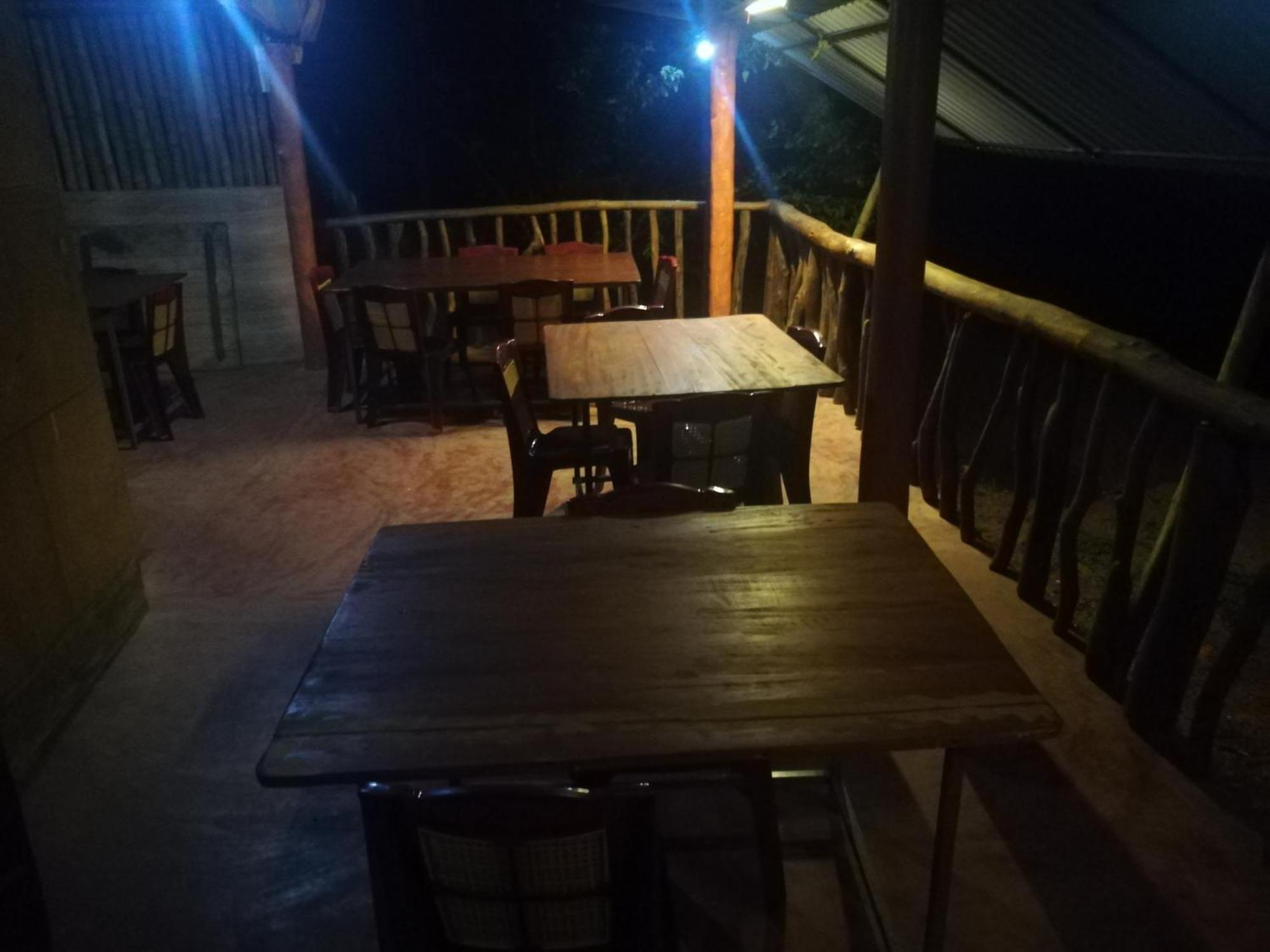 Sinharaja Vini Villa Deniyaya Quarto foto
