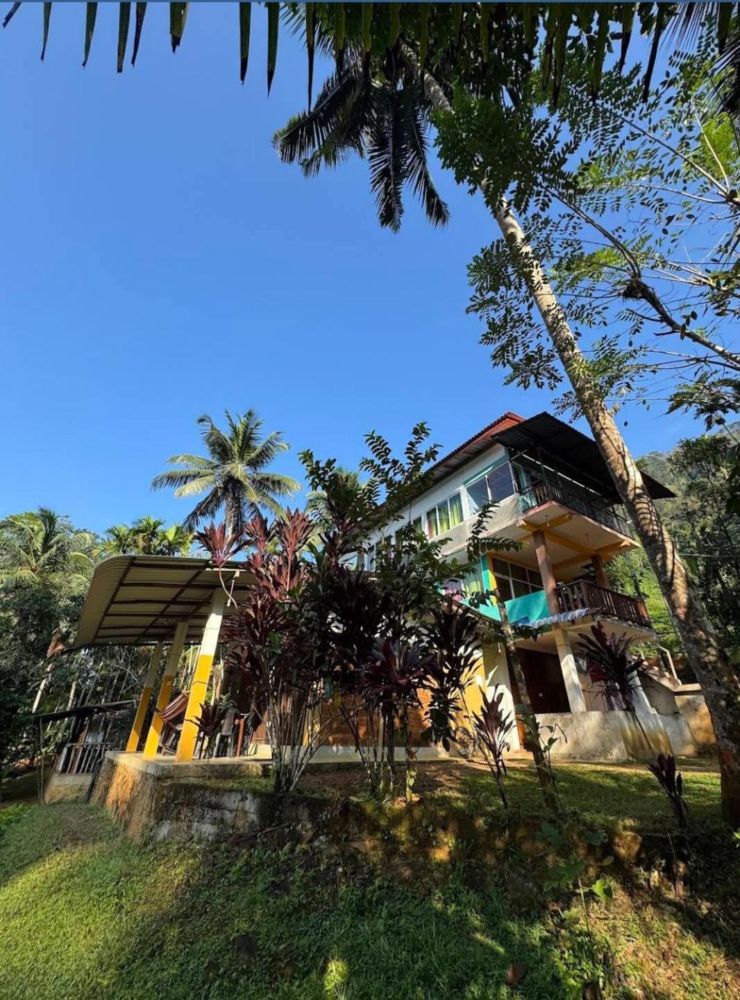 Sinharaja Vini Villa Deniyaya Exterior foto